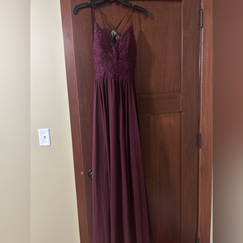 Burgundy Kennedy Blue Formal Dress
Size 2
